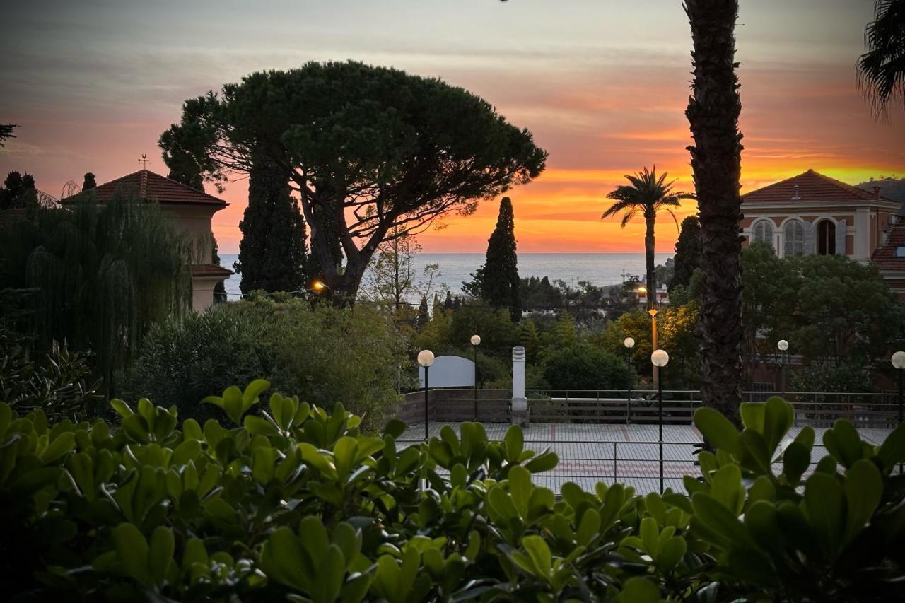 Appartamento Degli Inglesi Sanremo Eksteriør billede