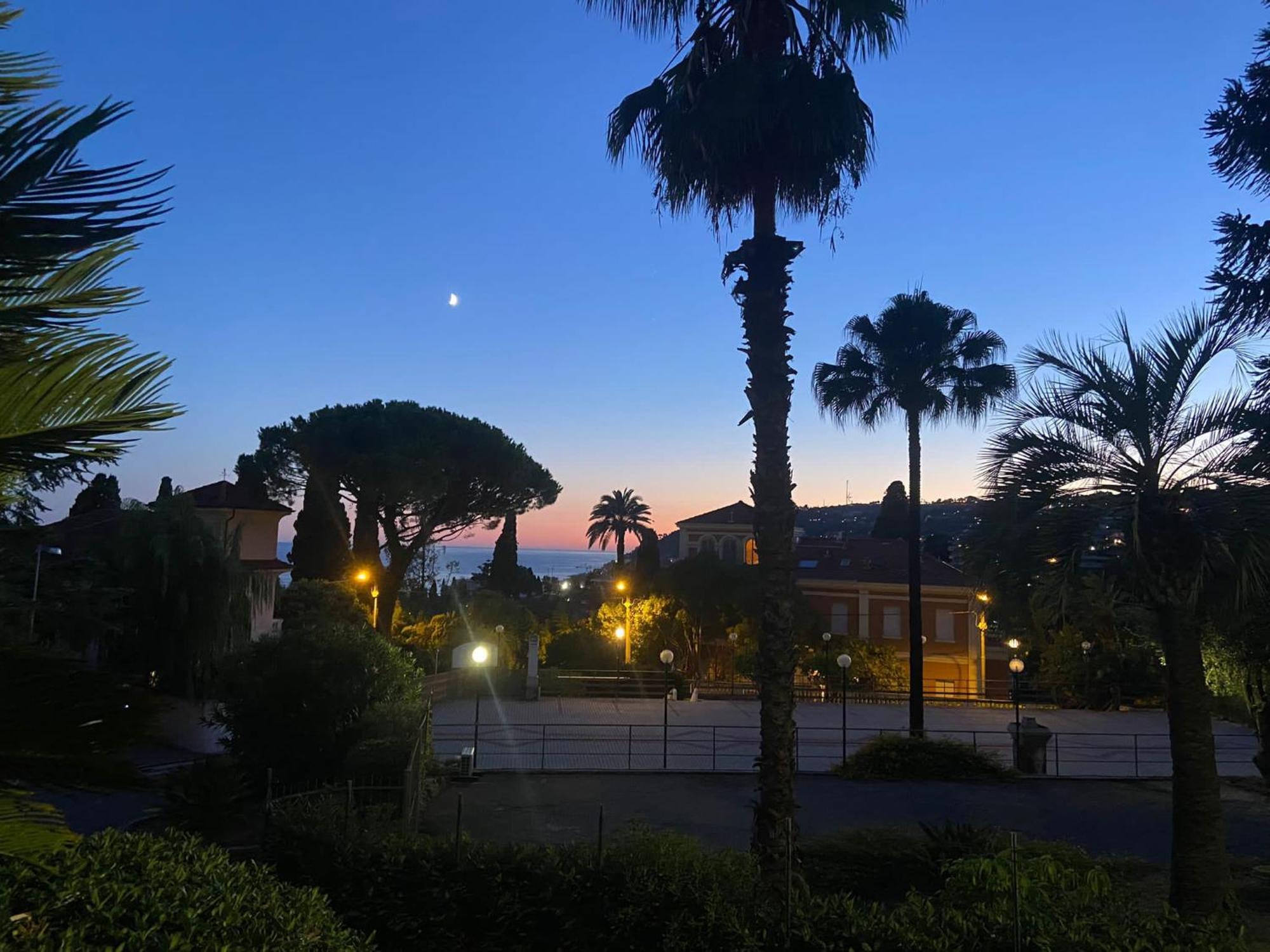 Appartamento Degli Inglesi Sanremo Eksteriør billede