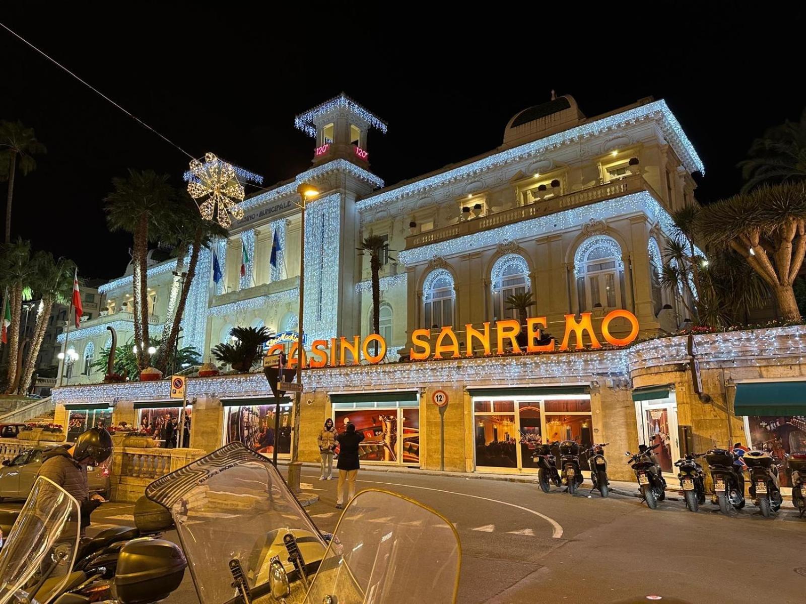 Appartamento Degli Inglesi Sanremo Eksteriør billede
